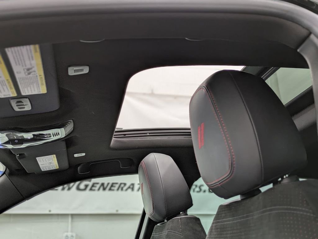 Used 2024 Dodge Hornet R/T Plus image 4