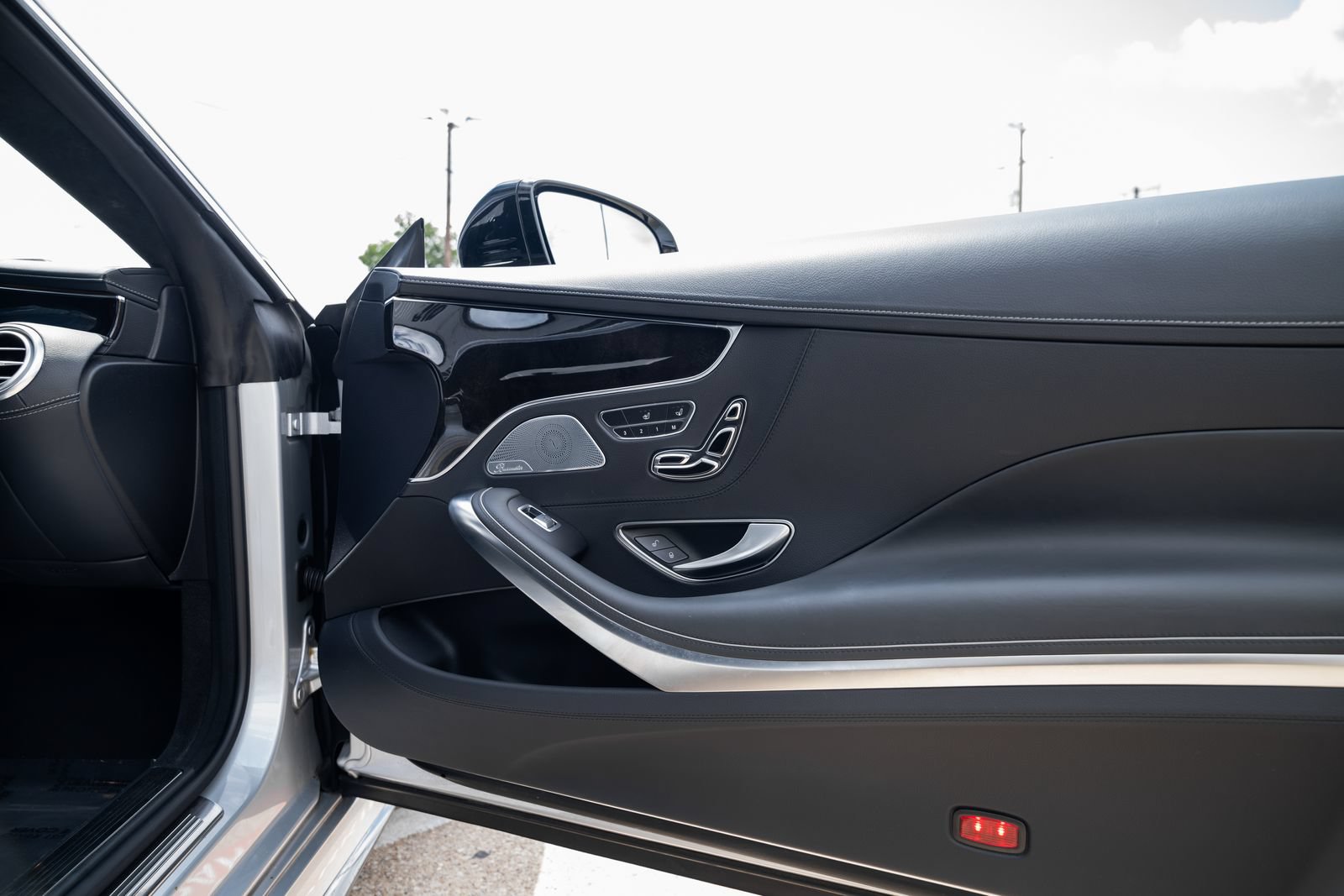 Used 2017 Mercedes-Benz S 63 AMG 4MATIC Coupe w/ Driver Assistance Package image 37