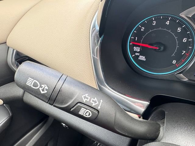 Used 2023 Chevrolet Traverse LT image 25