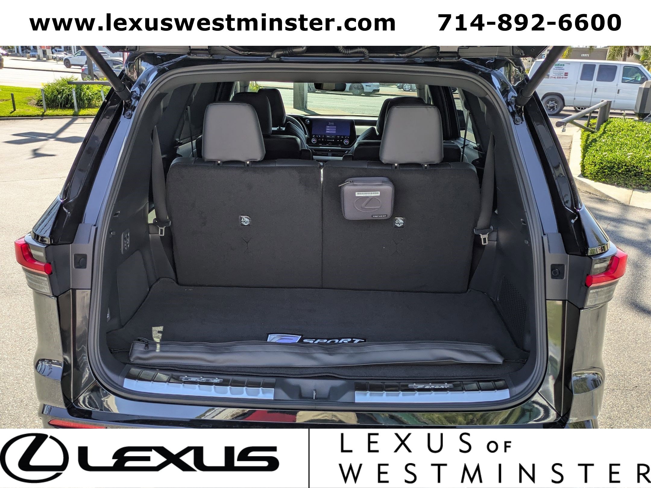 New 2026 Lexus TX 500h AWD image 10