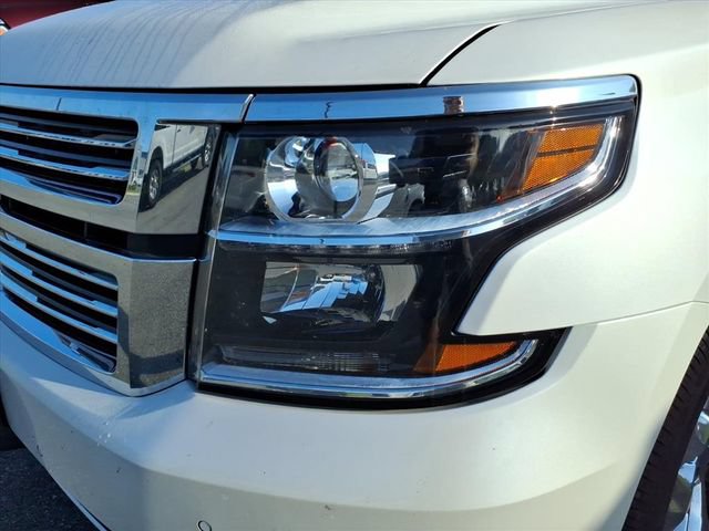 Used 2017 Chevrolet Tahoe Premier AWD/4WD image 3