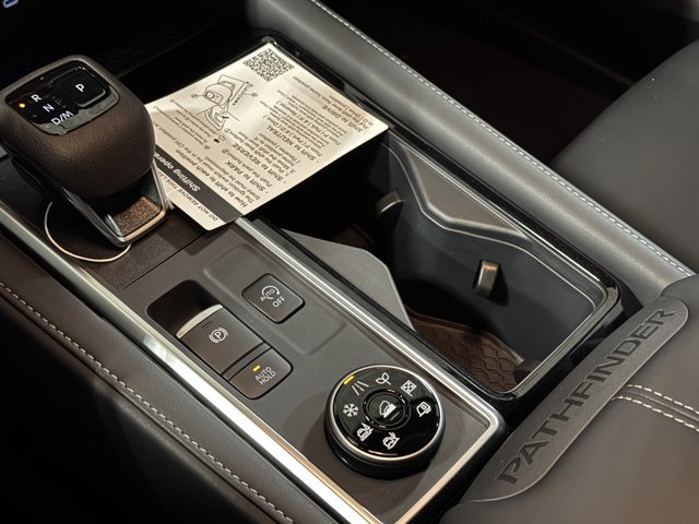 New 2026 Nissan Pathfinder SL image 27