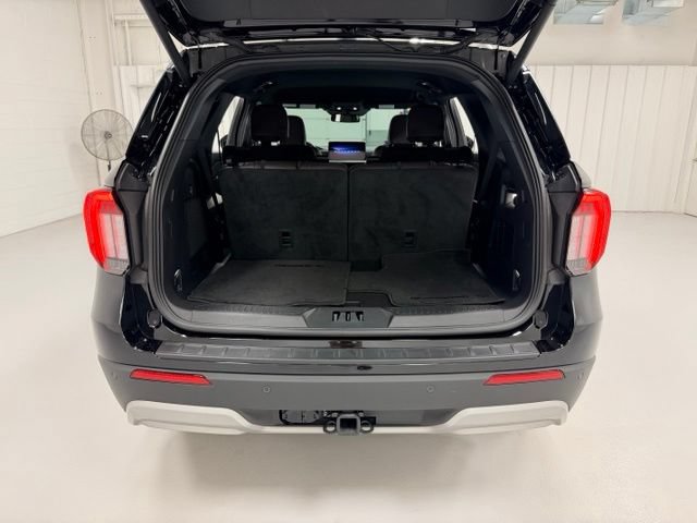 Used 2026 Ford Explorer Platinum w/ LUX Leather Package AWD/4WD image 25
