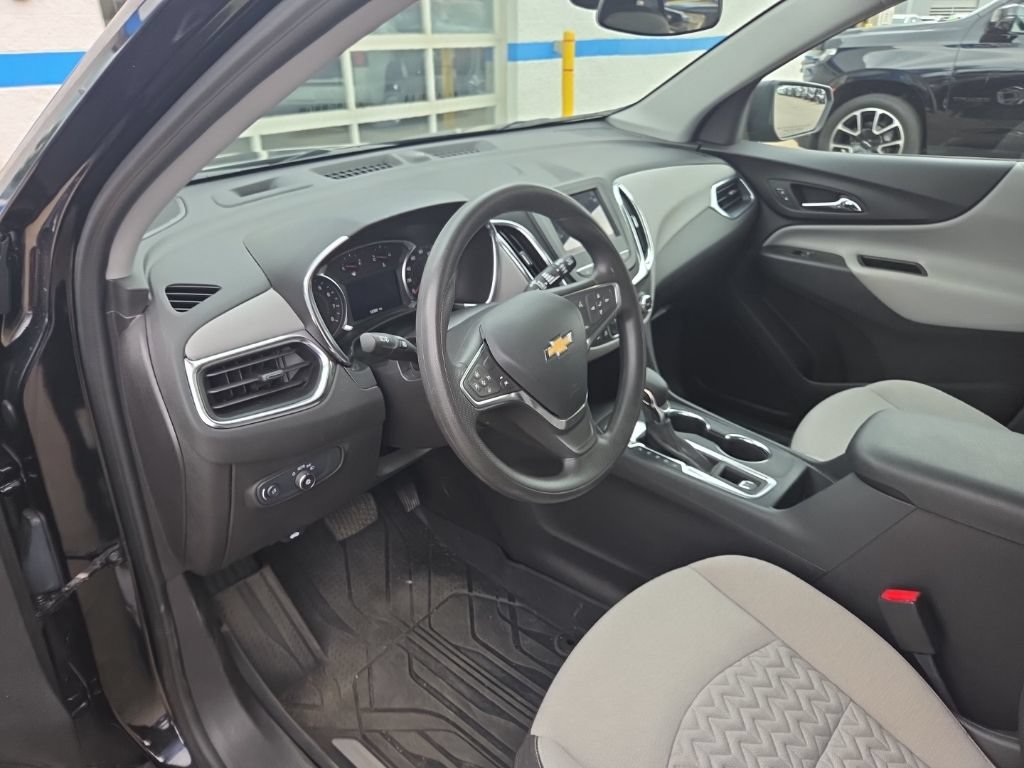 Used 2024 Chevrolet Equinox LS w/ LS Convenience Package FWD image 21