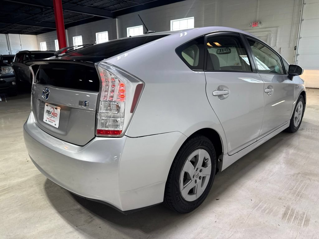 Used 2011 Toyota Prius Three w/ Navigation Pkg FWD image 6