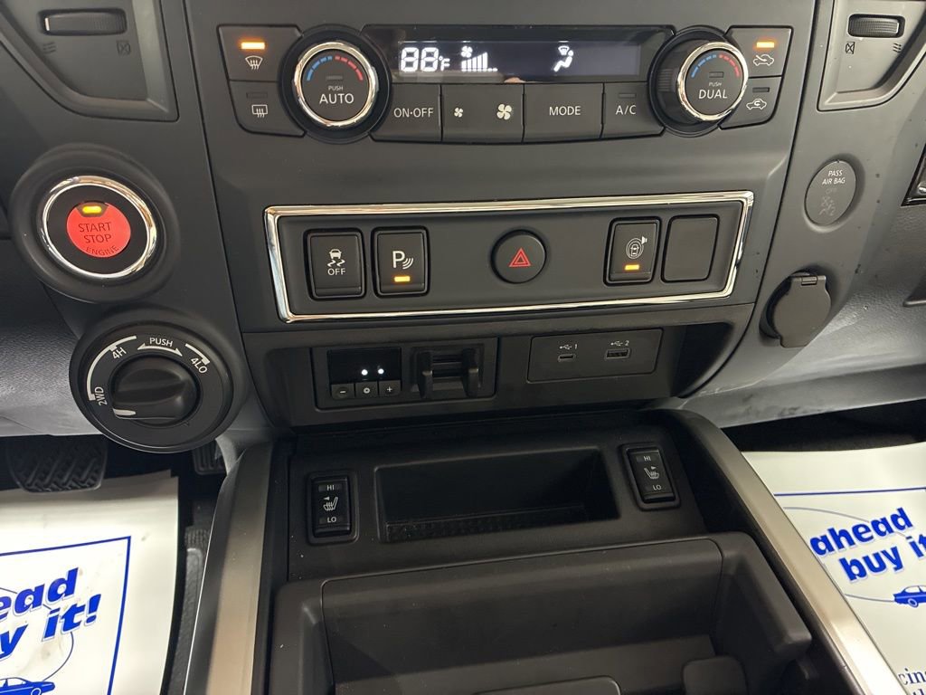 Used 2024 Nissan Titan SV w/ SV Convenience Package image 20