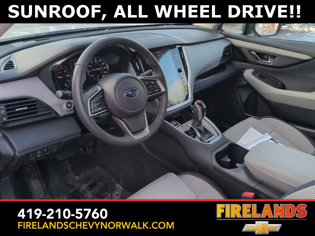 Used 2025 Subaru Outback Premium w/ Popular Package #1A image 3