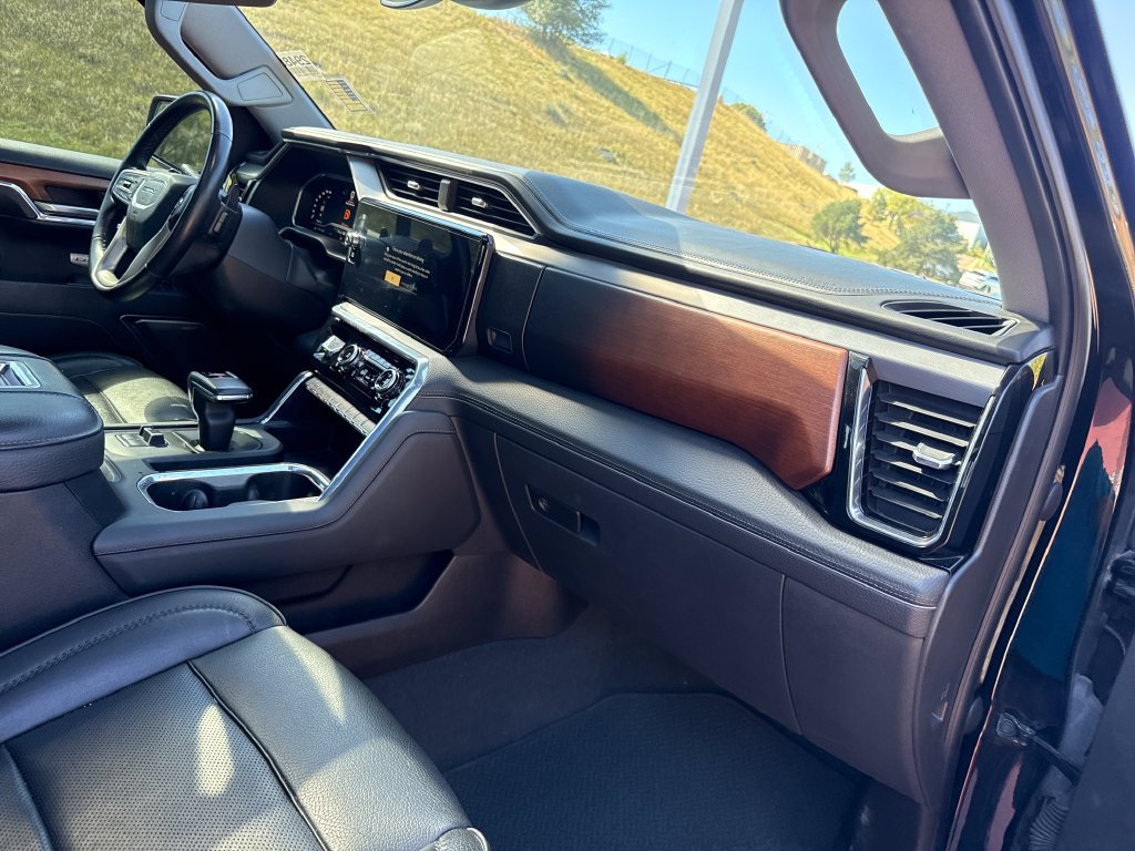 Used 2022 GMC Sierra 1500 Denali AWD/4WD image 29