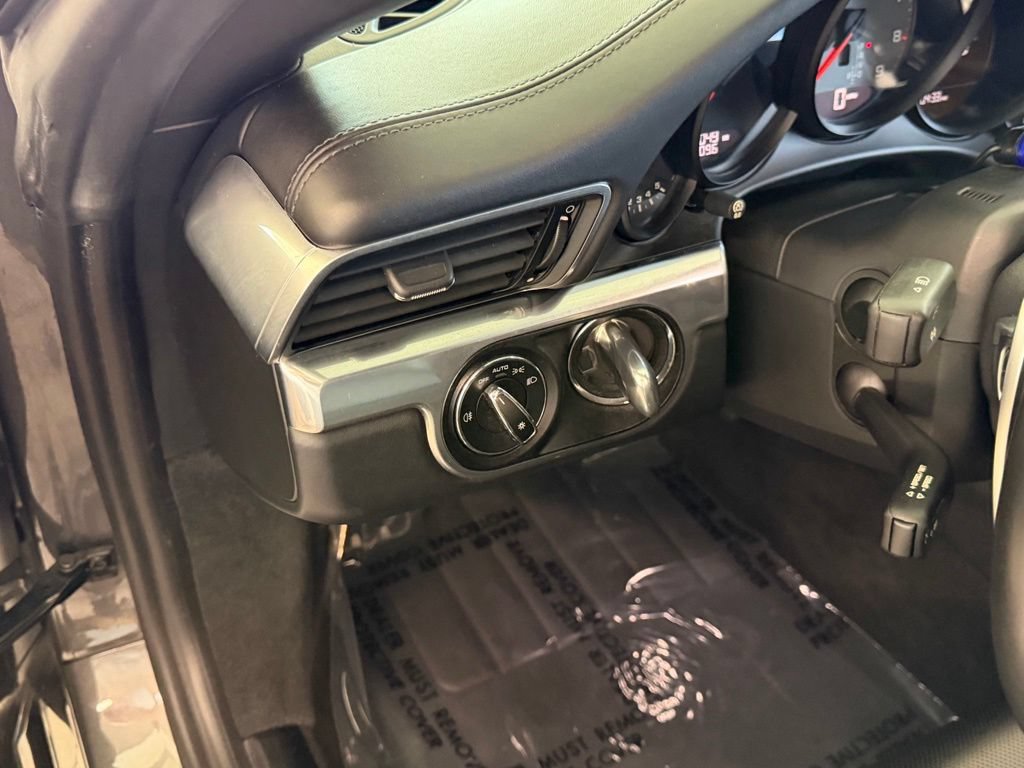 Used 2015 Porsche 911 Carrera S RWD image 14