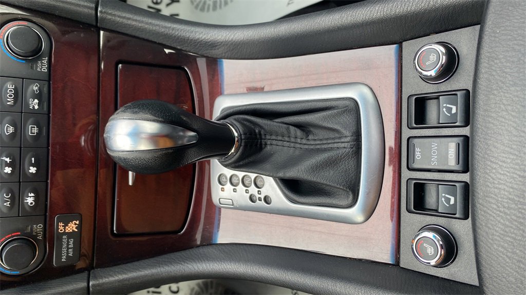 Used 2015 INFINITI QX50 Journey w/ Premium Package image 19