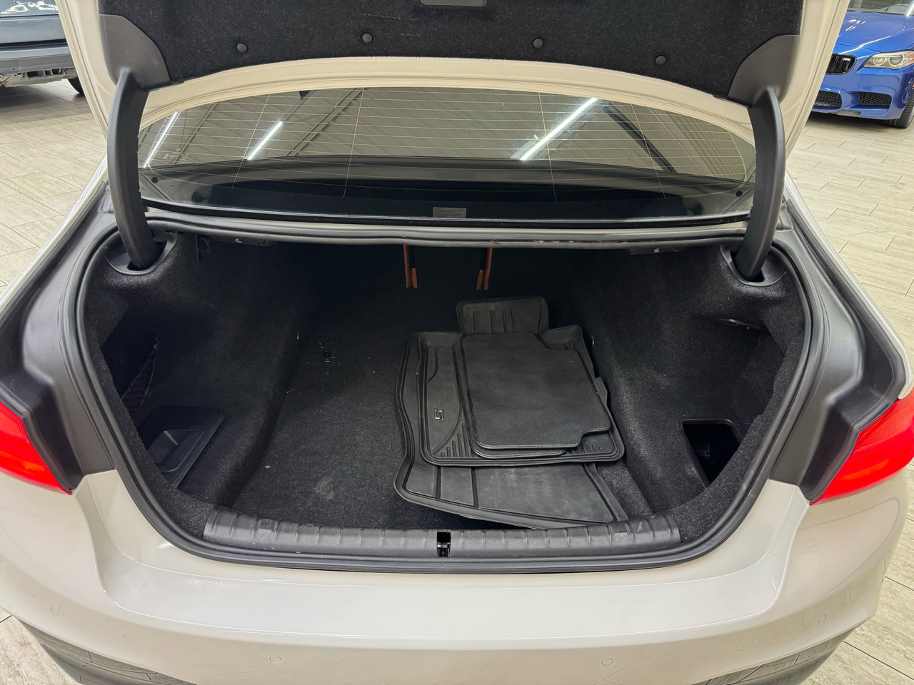 Used 2020 BMW M5 w/ Executive Package image 10