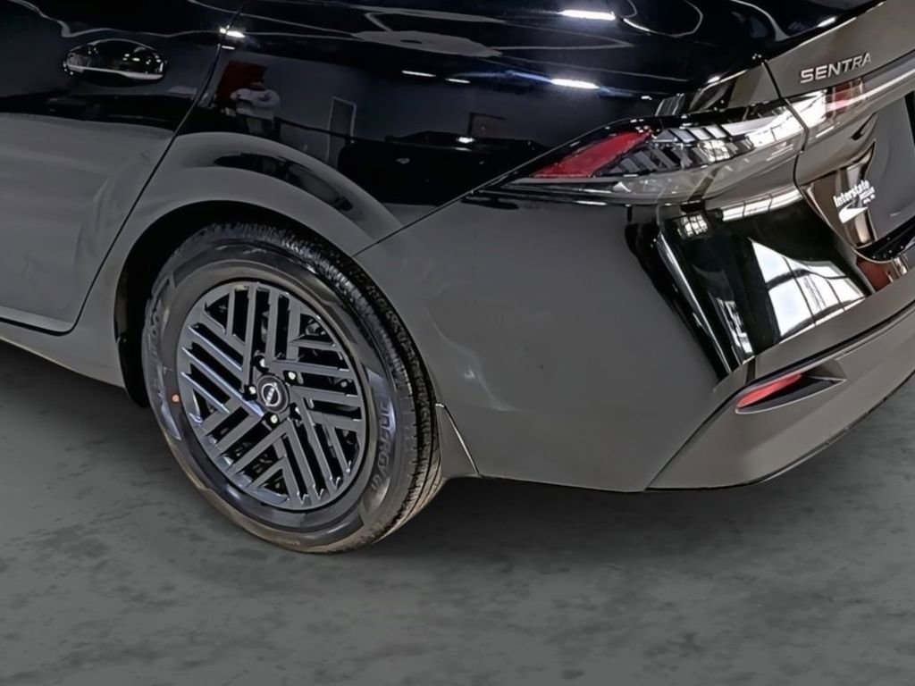 New 2026 Nissan Sentra SV FWD image 9