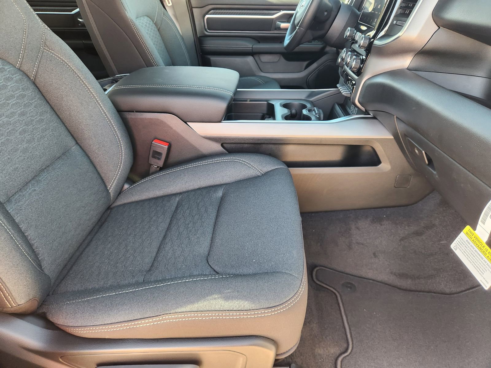 New 2026 RAM 1500 4x4 Crew Cab image 13