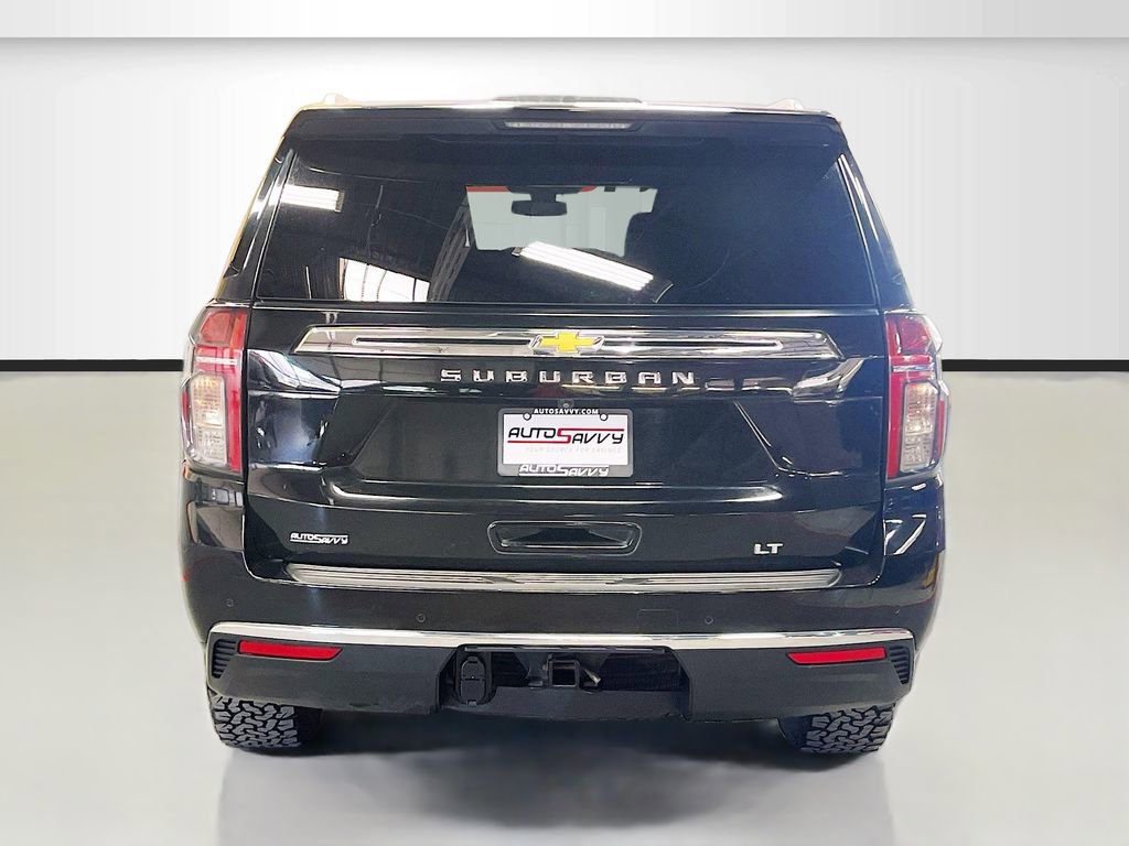 Used 2022 Chevrolet Suburban LT image 6