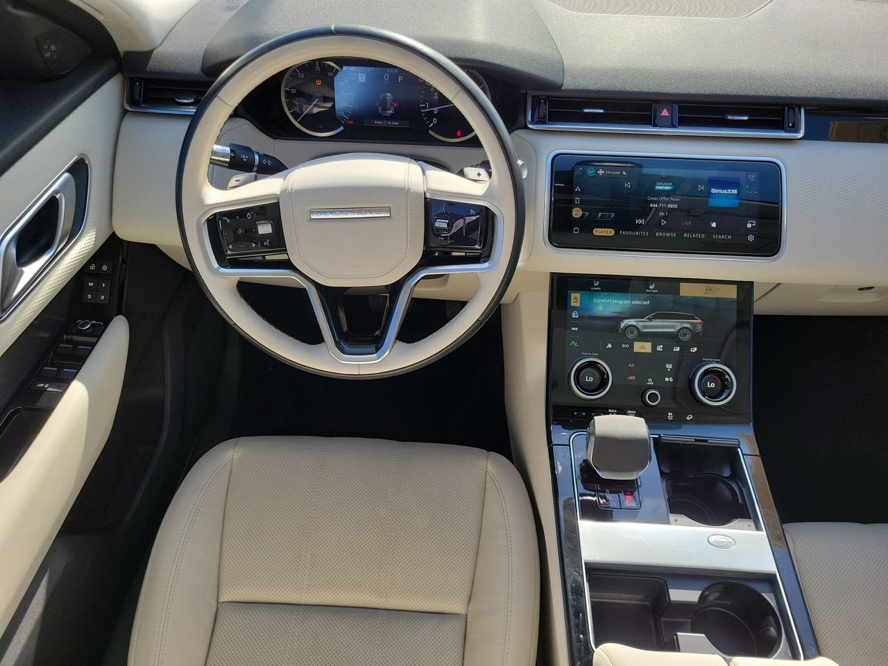 Used 2022 Land Rover Range Rover Velar S AWD/4WD image 16