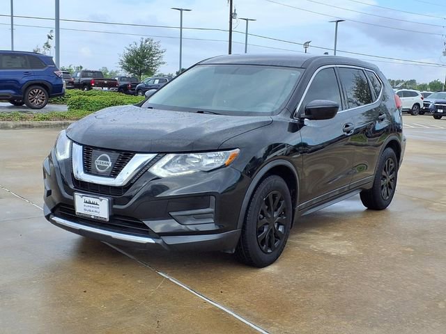 Used 2017 Nissan Rogue S image 3