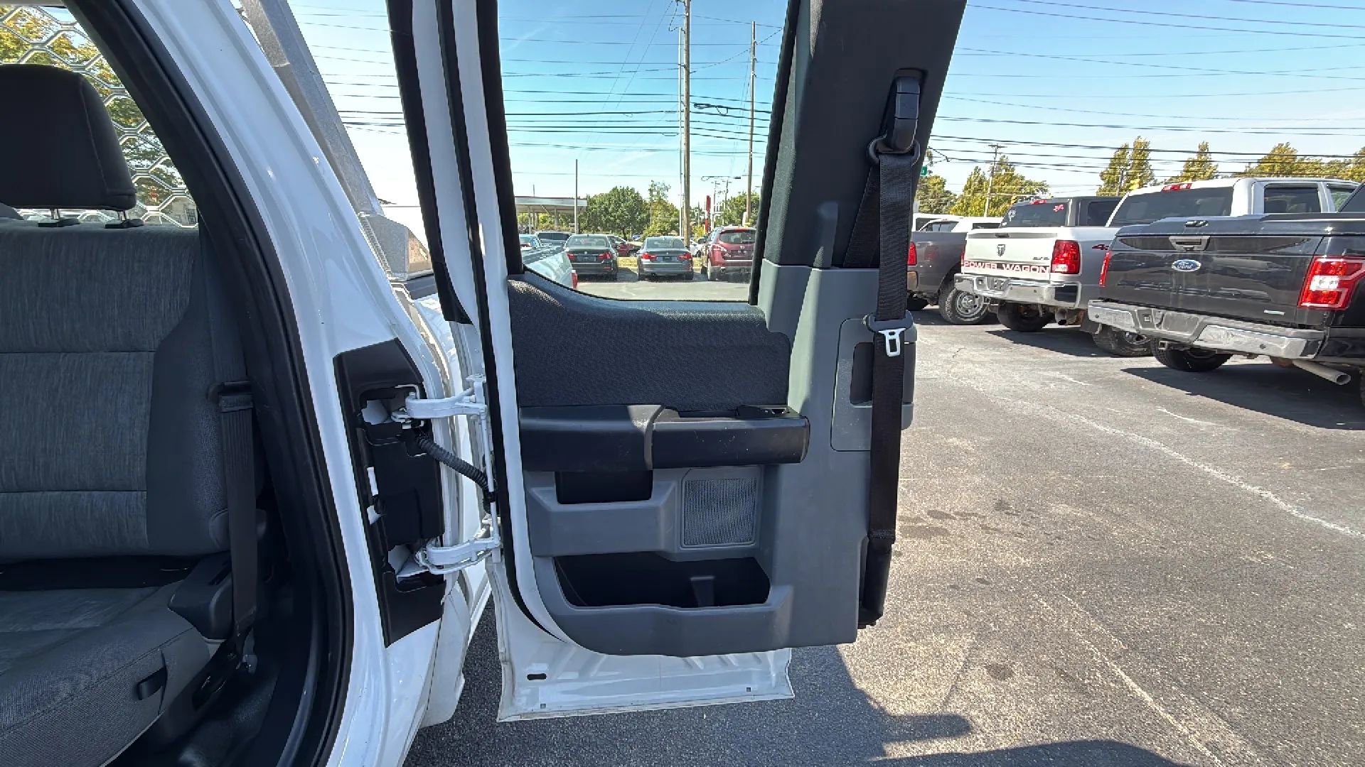 Used 2021 Ford F150 XL w/ Equipment Group 101A High RWD image 11