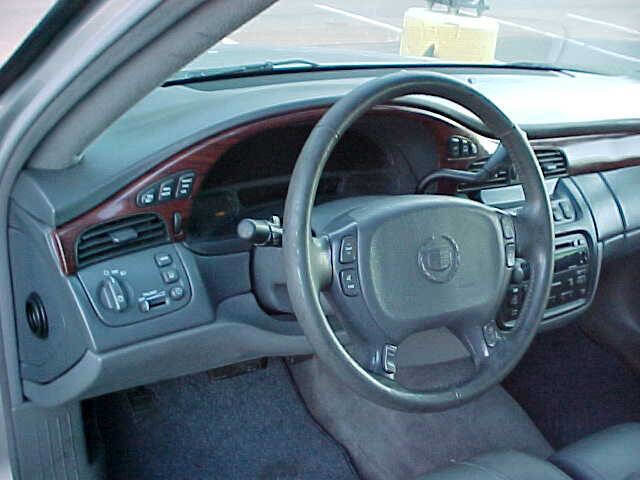 Used 2005 Cadillac De Ville image 14