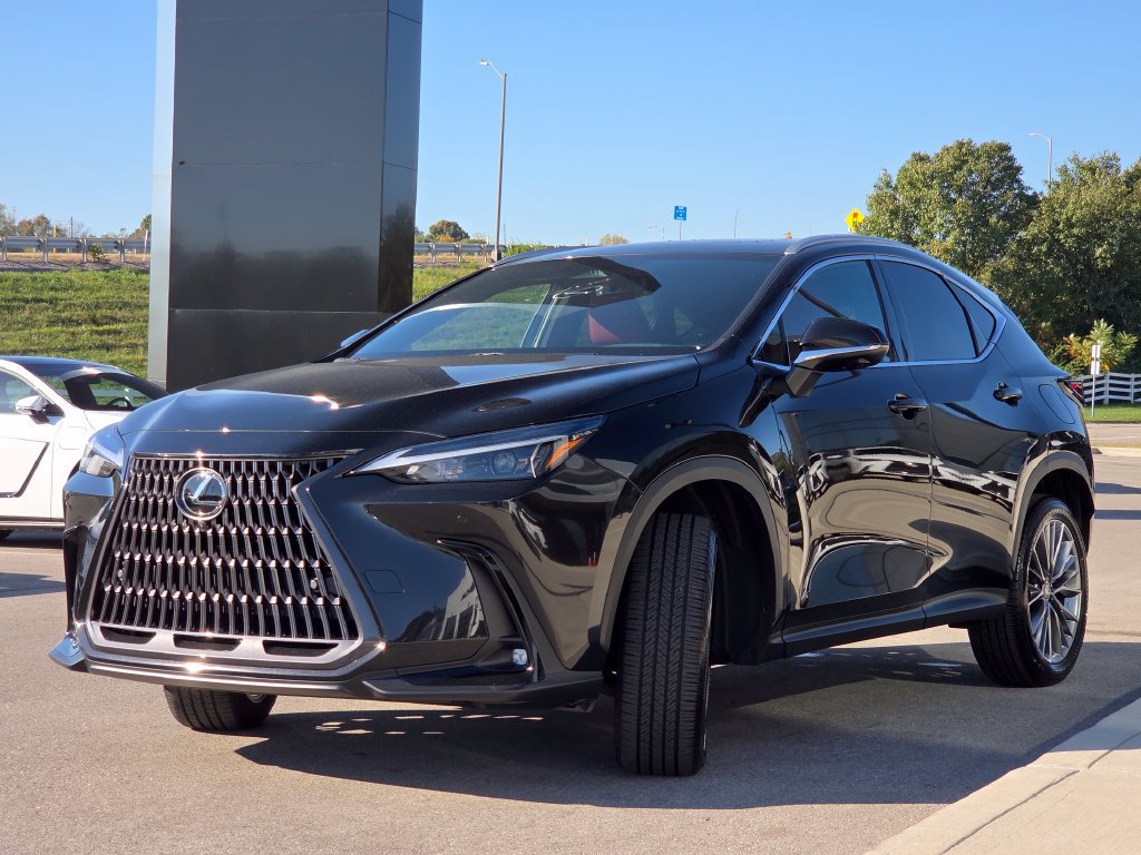Used 2026 Lexus NX 350 AWD w/ Accessory Package (2T) image 23
