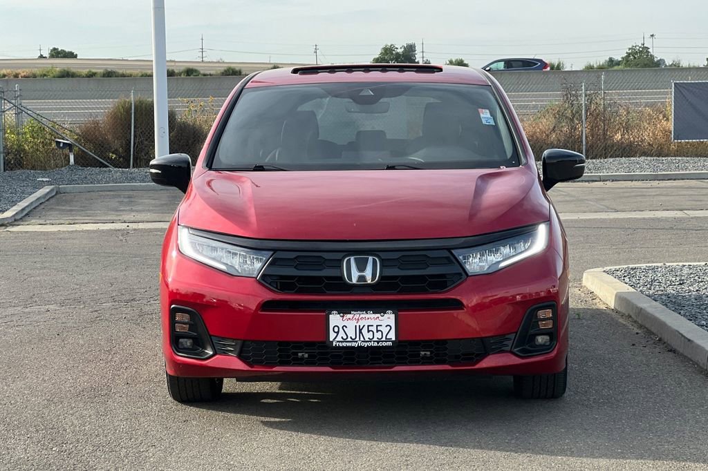 Used 2025 Honda Odyssey Sport-L image 11