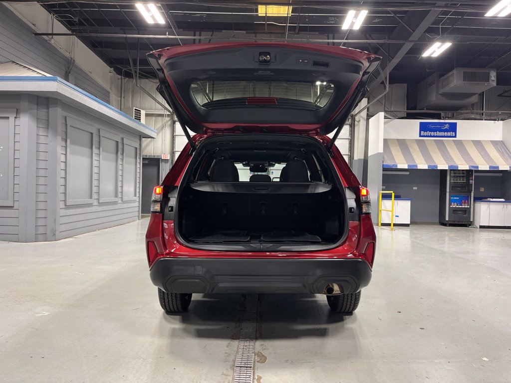 Used 2026 Subaru Forester Premium AWD/4WD image 10