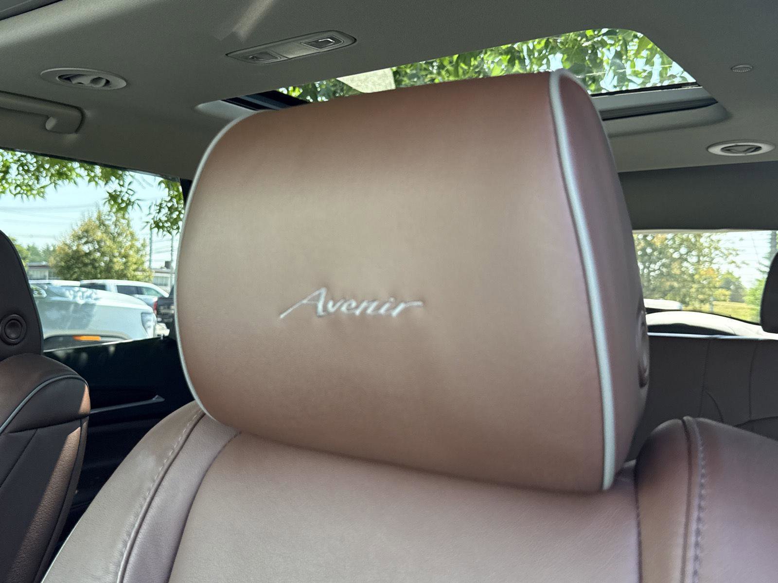 Used 2020 Buick Enclave Avenir w/ Avenir Technology Package image 26