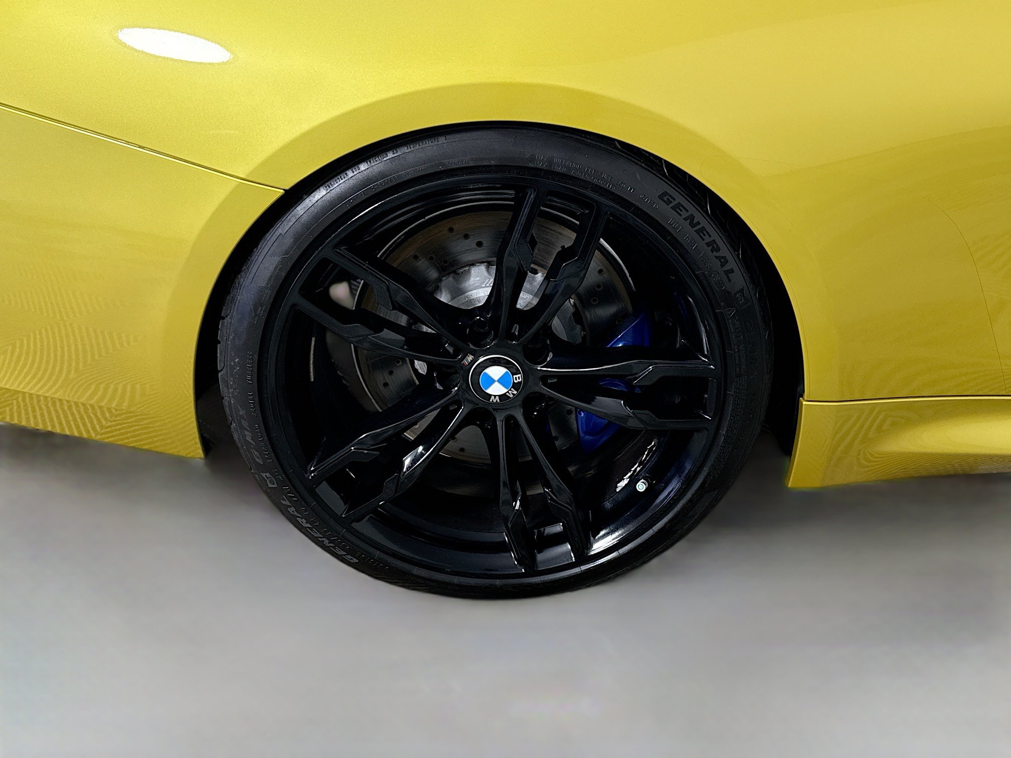 Used 2019 BMW M4 Coupe w/ Competition Package RWD image 31