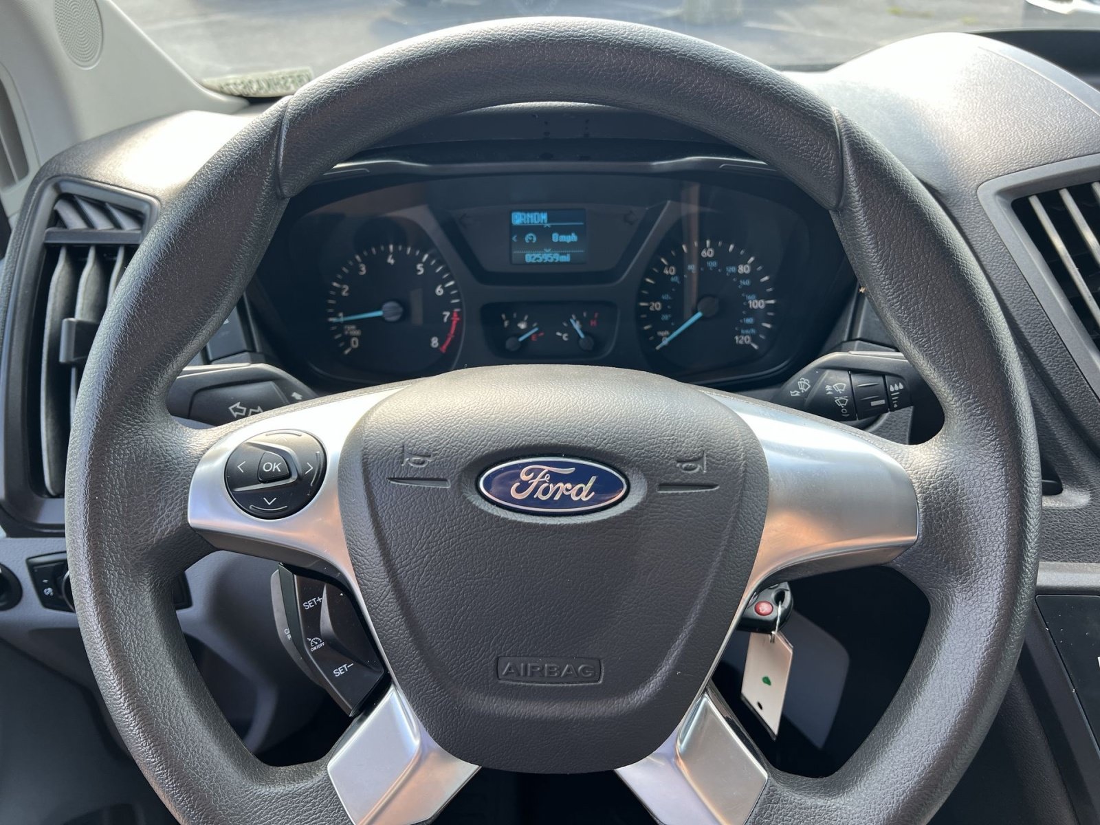 Used 2017 Ford Transit 350 XL RWD image 15