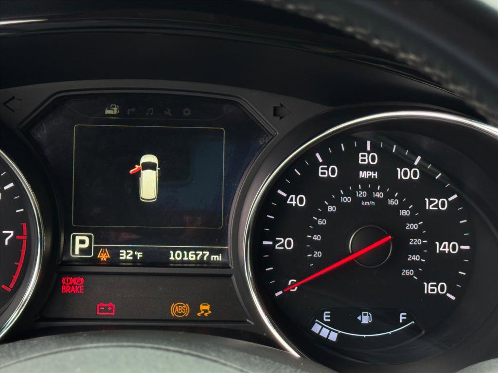 Used 2017 Kia Sedona SX image 19