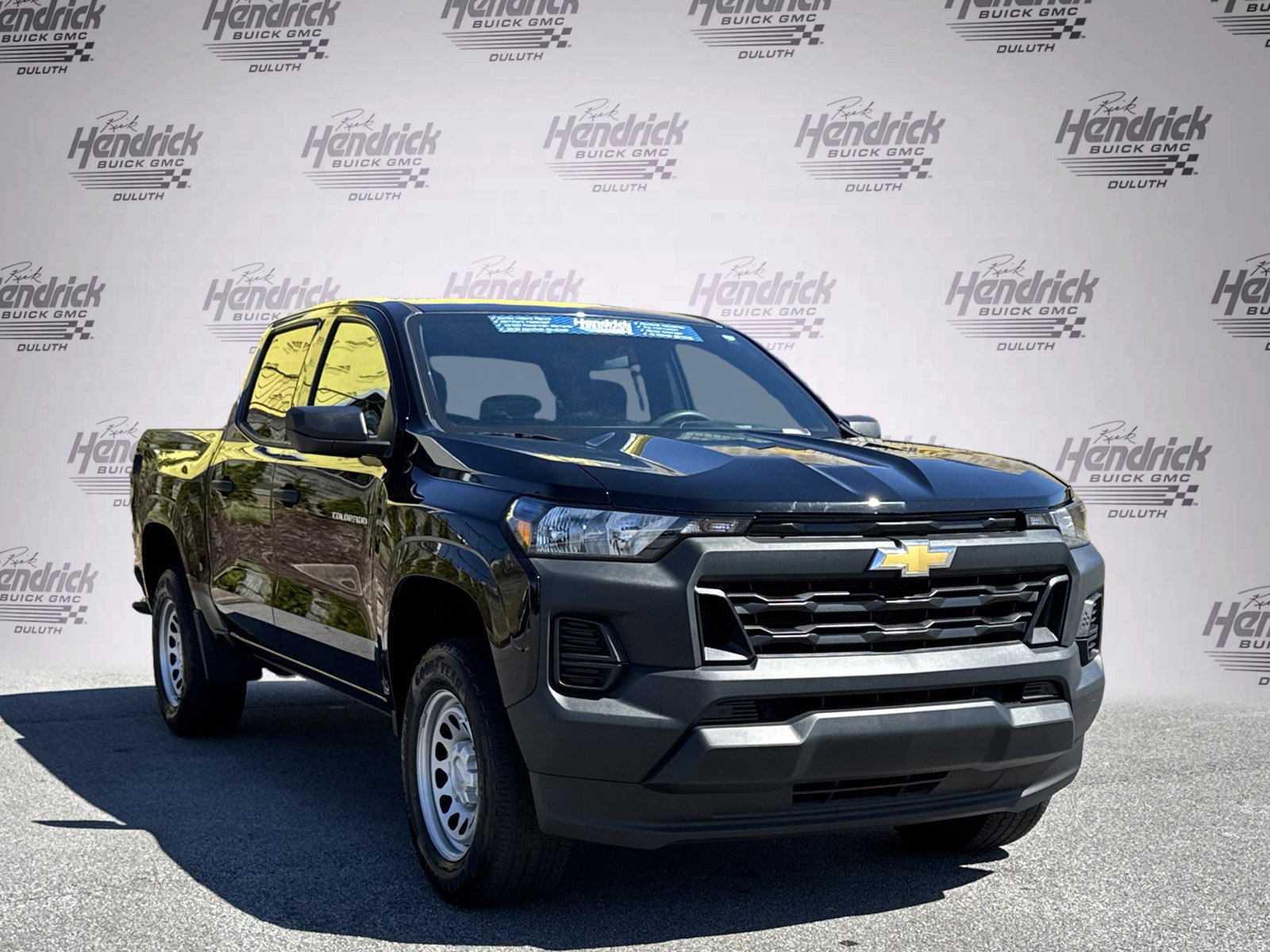 Used 2024 Chevrolet Colorado W/T video 2