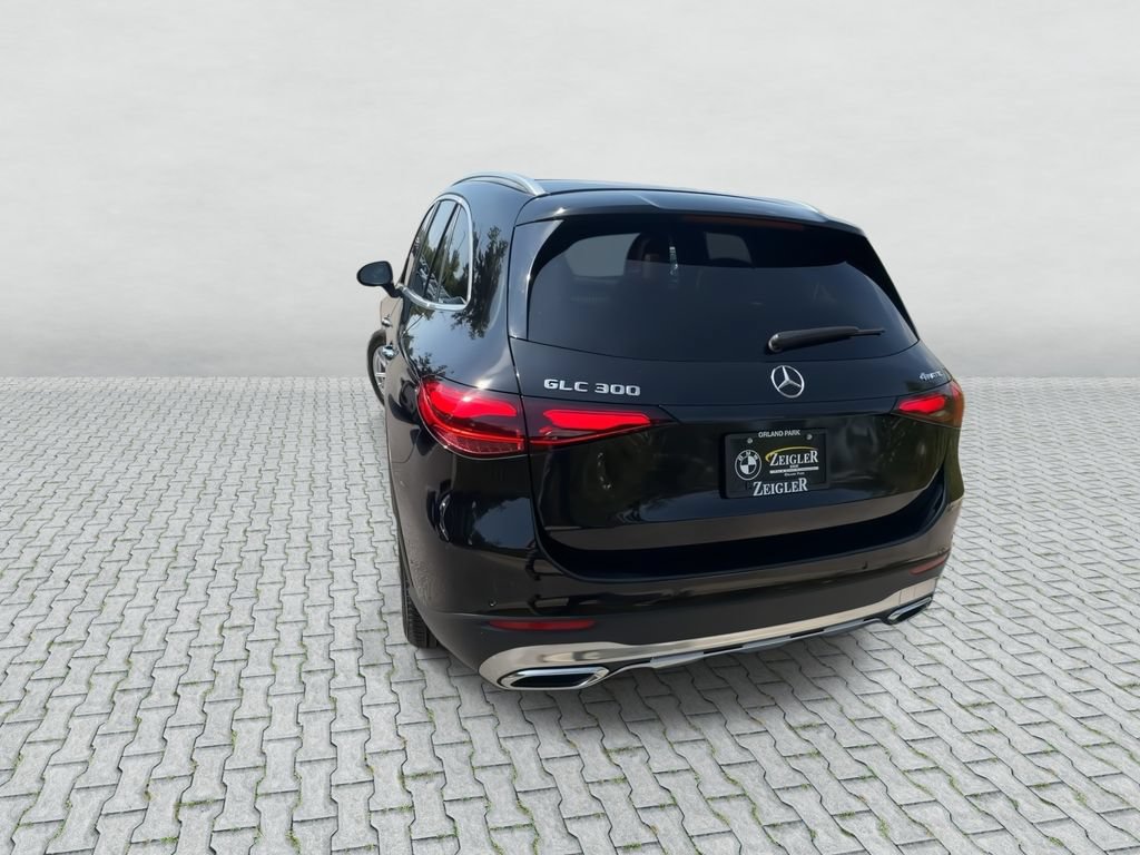 Used 2023 Mercedes-Benz GLC 300 4MATIC image 7