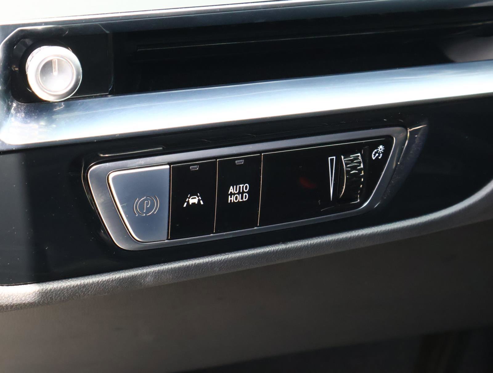 Certified 2024 Cadillac Lyriq Luxury RWD image 28