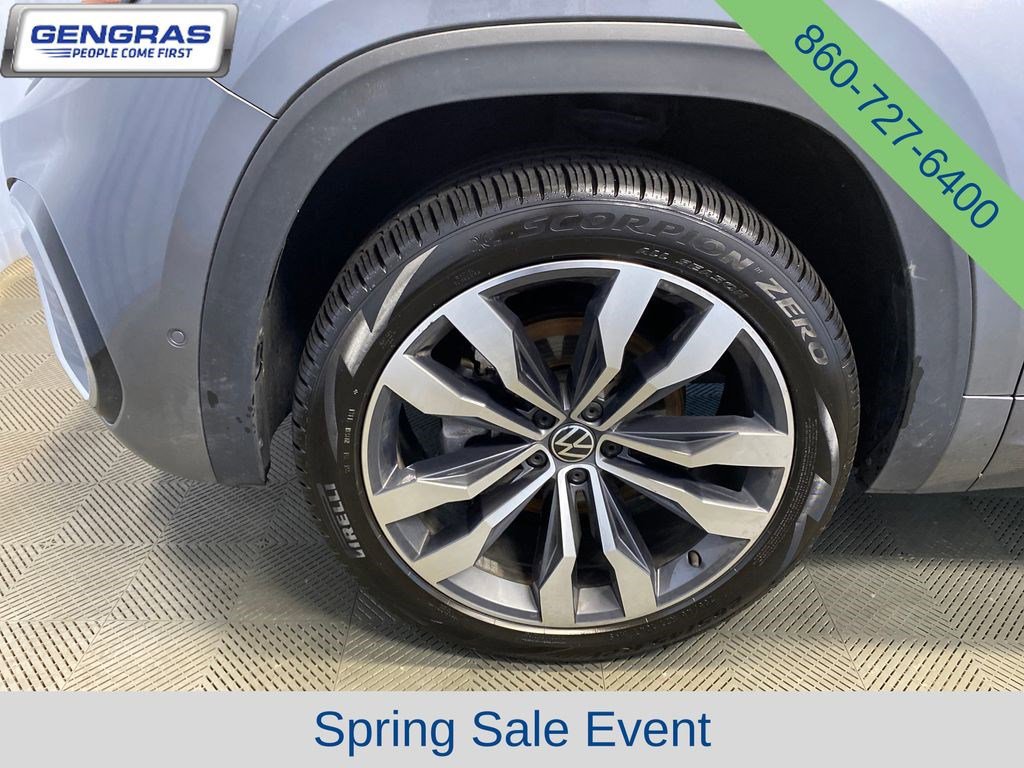 Used 2023 Volkswagen Atlas SEL Premium AWD/4WD image 49