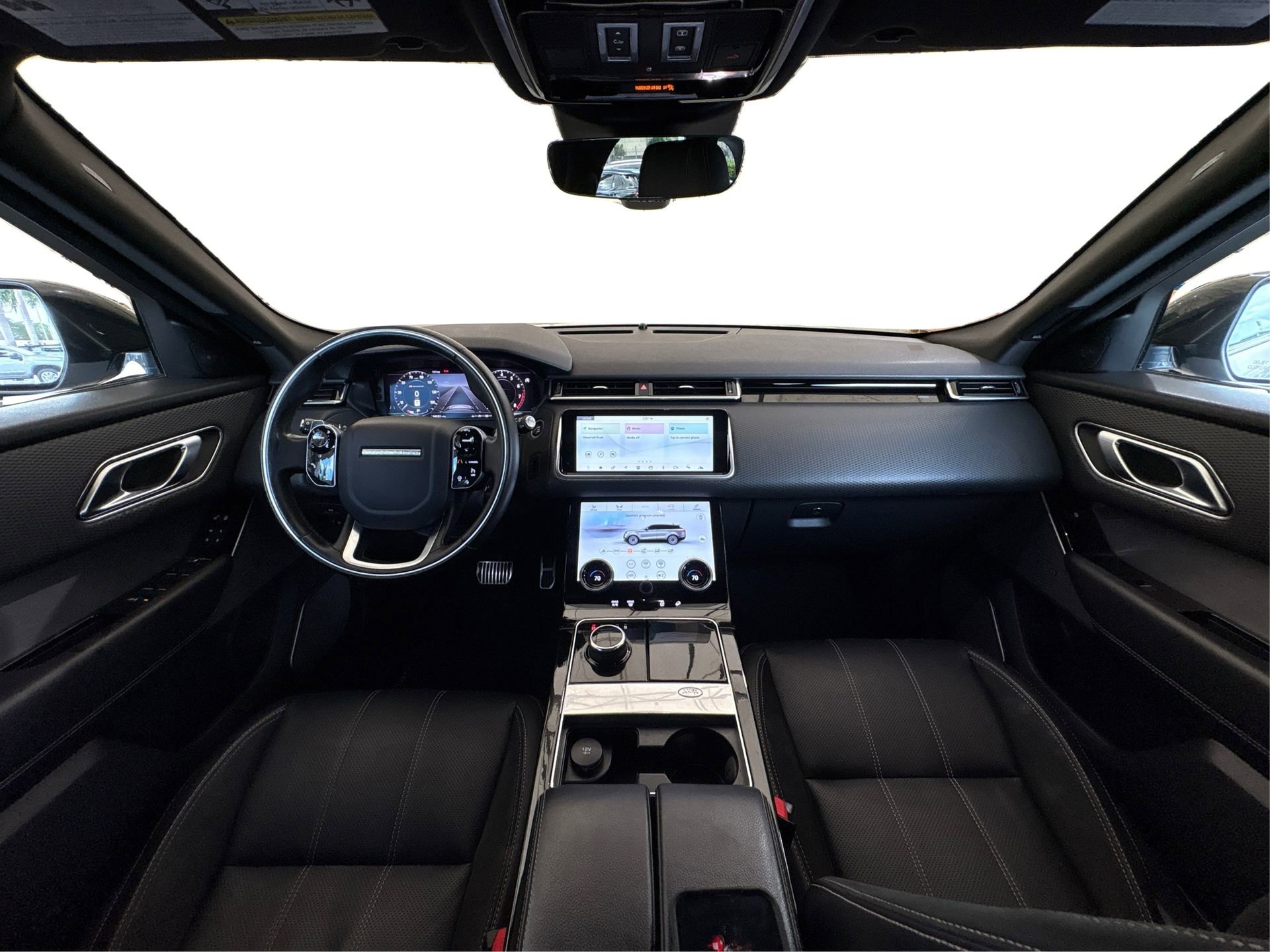 Used 2020 Land Rover Range Rover Velar R-Dynamic S image 23