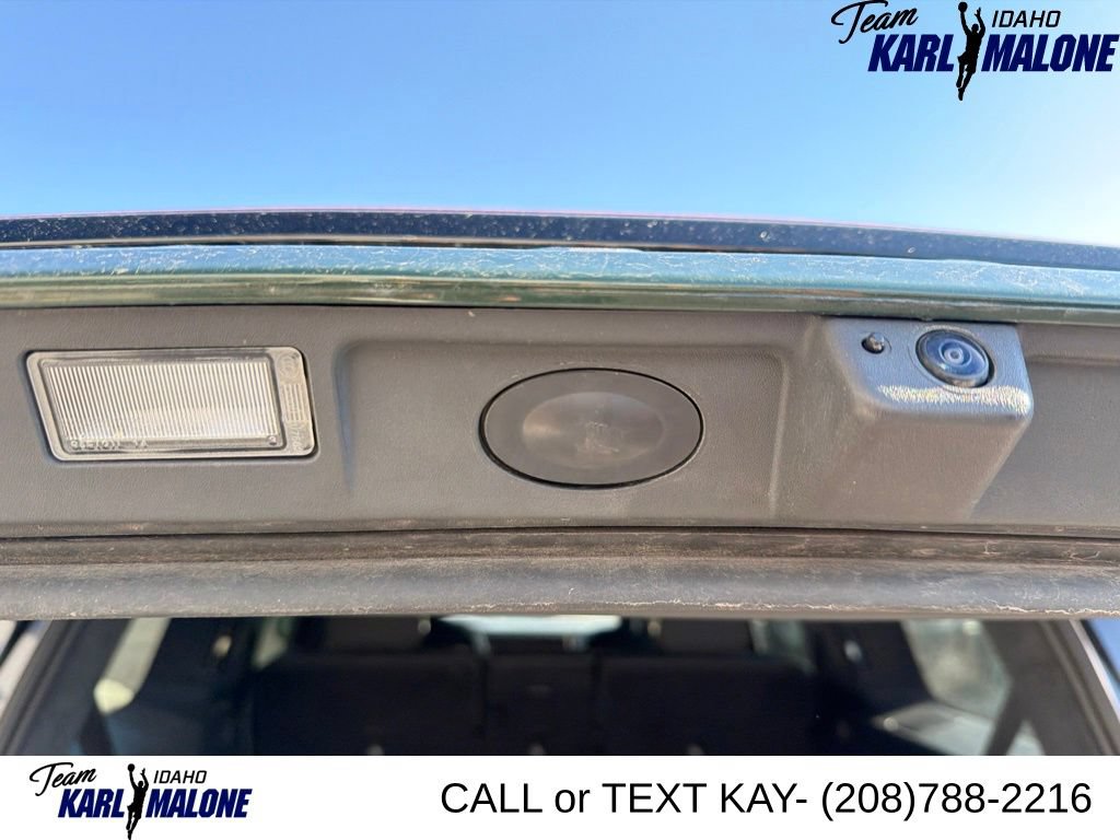 Used 2023 Rivian R1S Adventure AWD/4WD image 11
