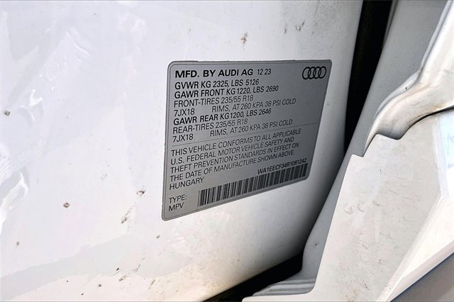 Used 2024 Audi Q3 2.0T Premium Plus w/ Premium Plus Package image 35