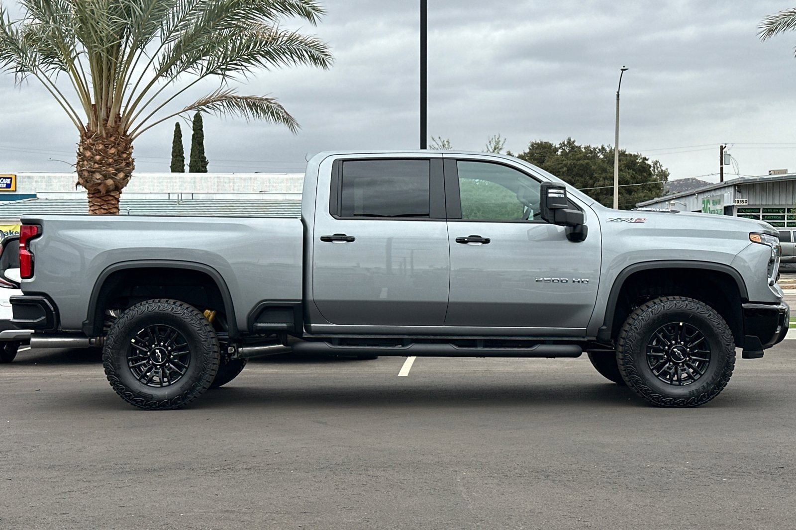 New 2026 Chevrolet Silverado 2500 ZR2 image 3