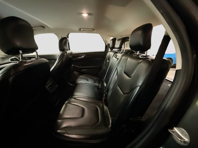 Used 2017 Ford Edge Titanium w/ Technology Package FWD image 25