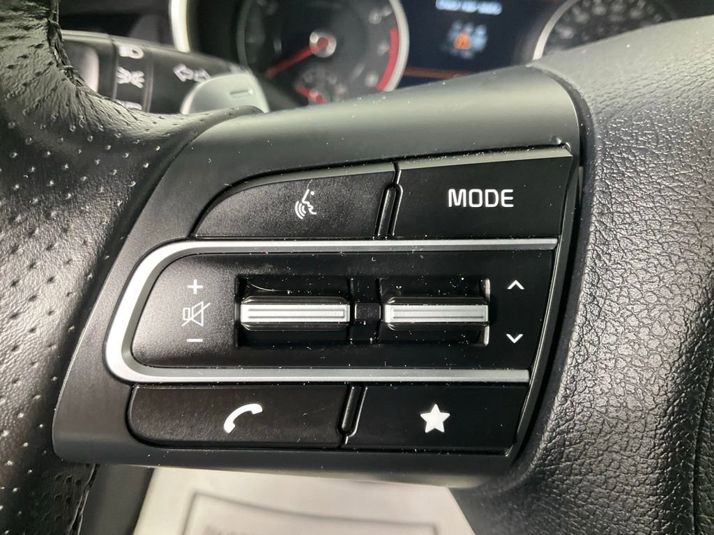 Used 2022 Kia Stinger GT2 image 17