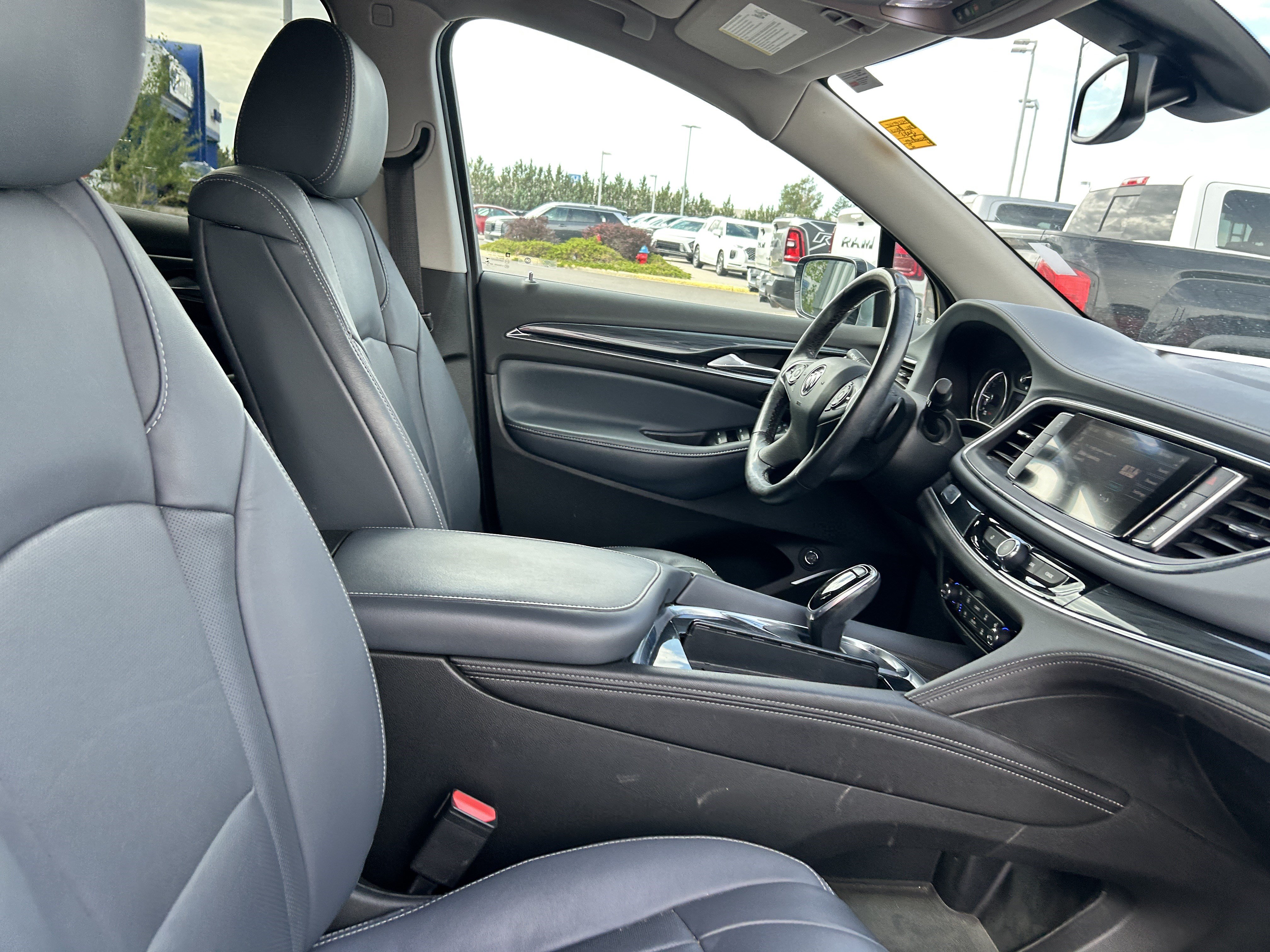 Used 2021 Buick Enclave Premium AWD/4WD image 12