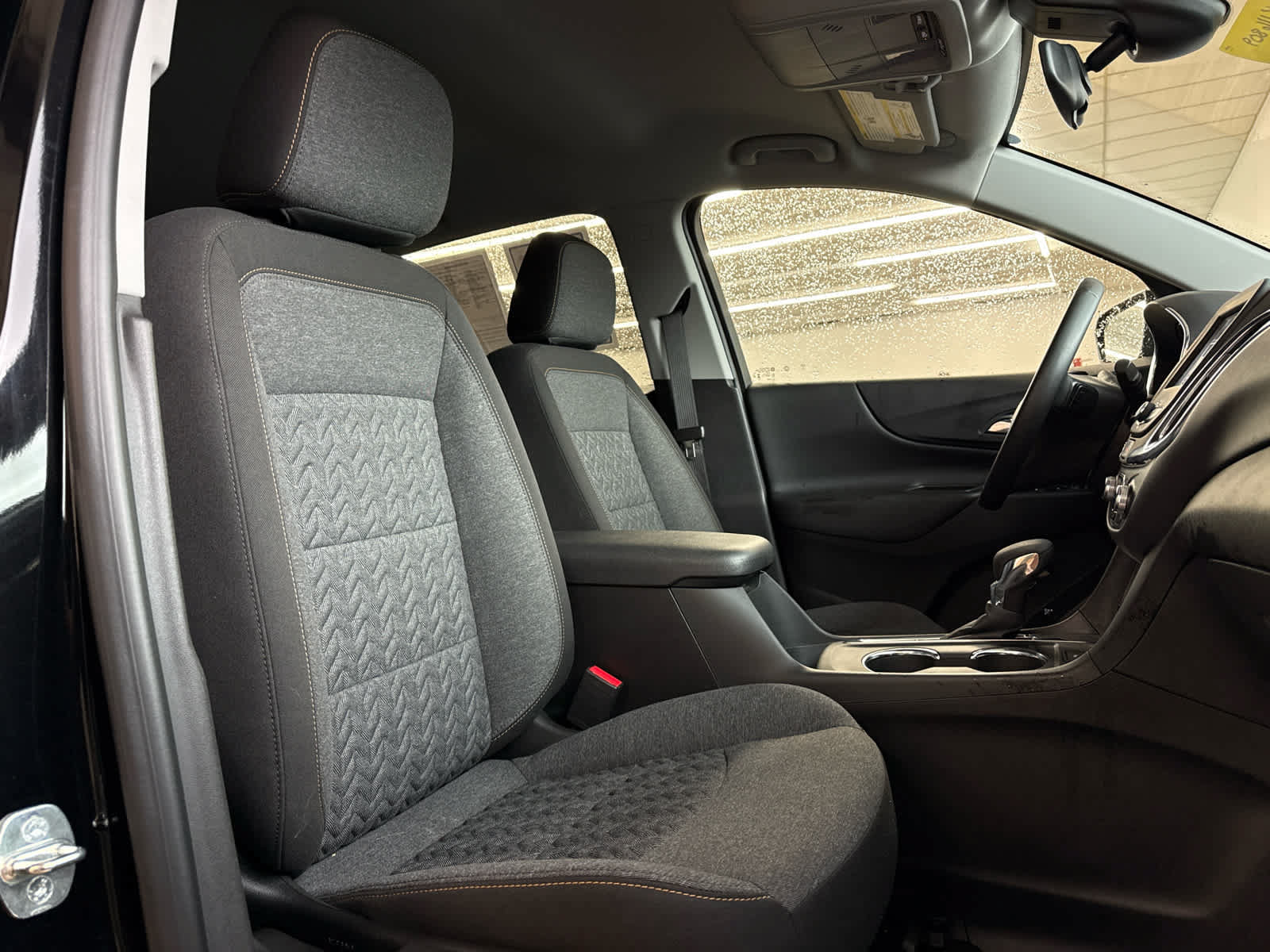Certified 2024 Chevrolet Equinox LT w/ LPO, Floor Liner Package FWD image 23
