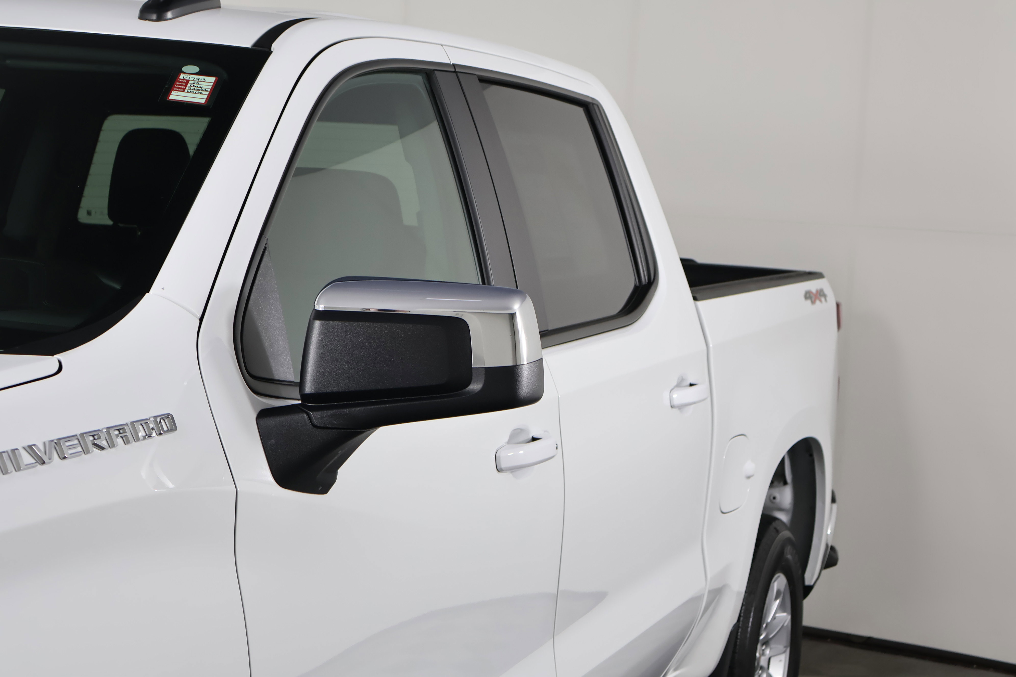 Used 2025 Chevrolet Silverado 1500 LT image 13