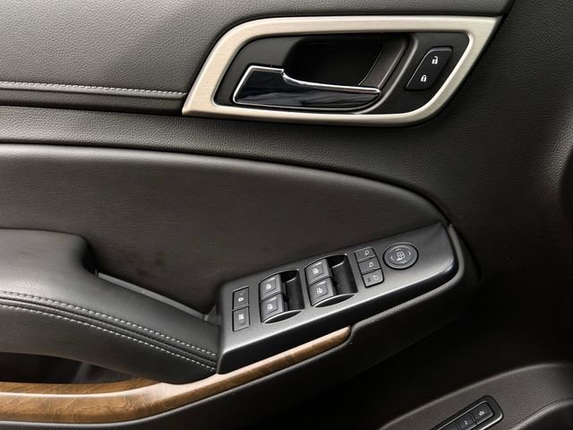 Used 2020 GMC Yukon Denali w/ Denali Premium Package image 28