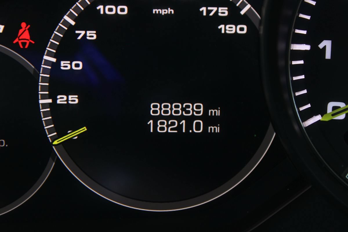 Used 2020 Porsche Panamera 4 E-Hybrid AWD/4WD image 28