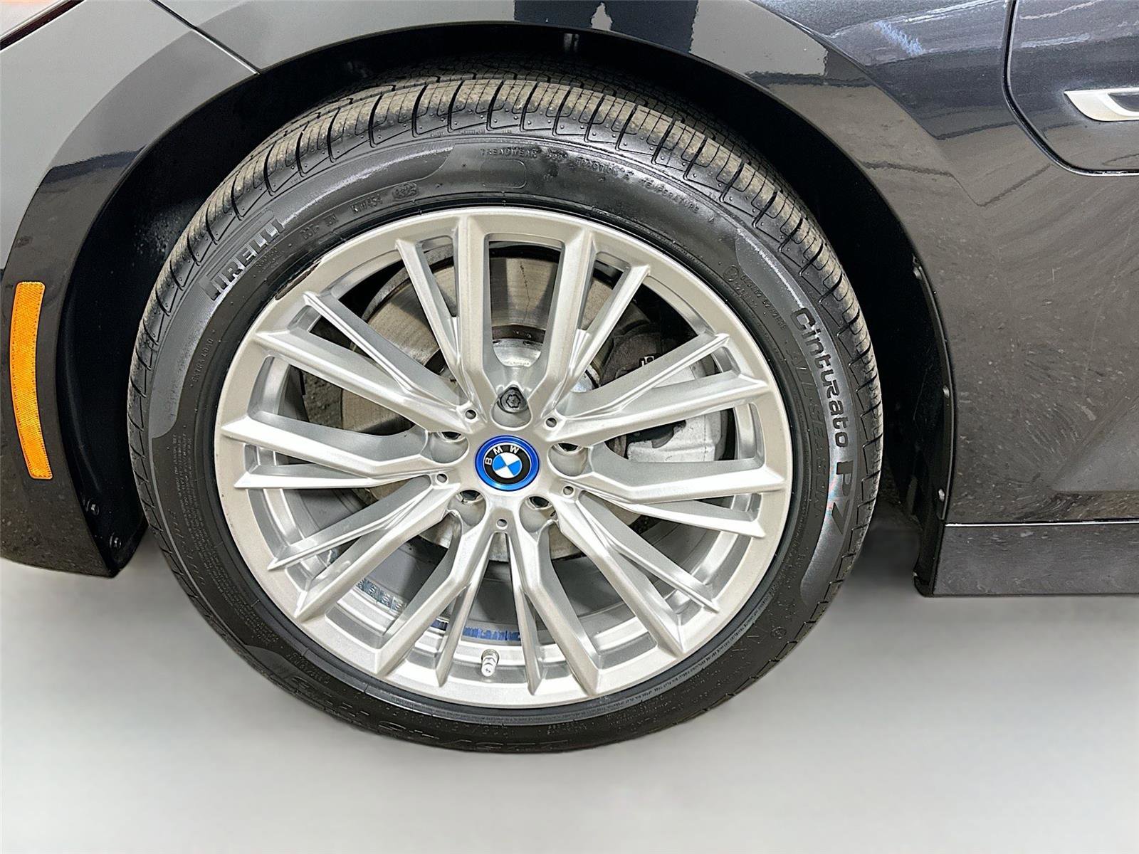 Certified 2023 BMW 330e xDrive w/ Driving Assistance Package image 32