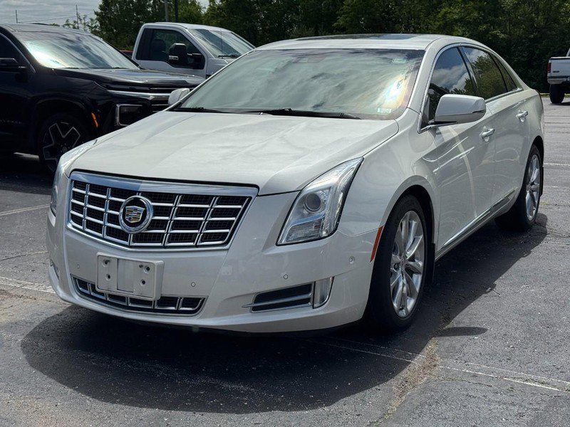 Used 2014 Cadillac XTS Luxury w/ Driver Awareness Package FWD image 2