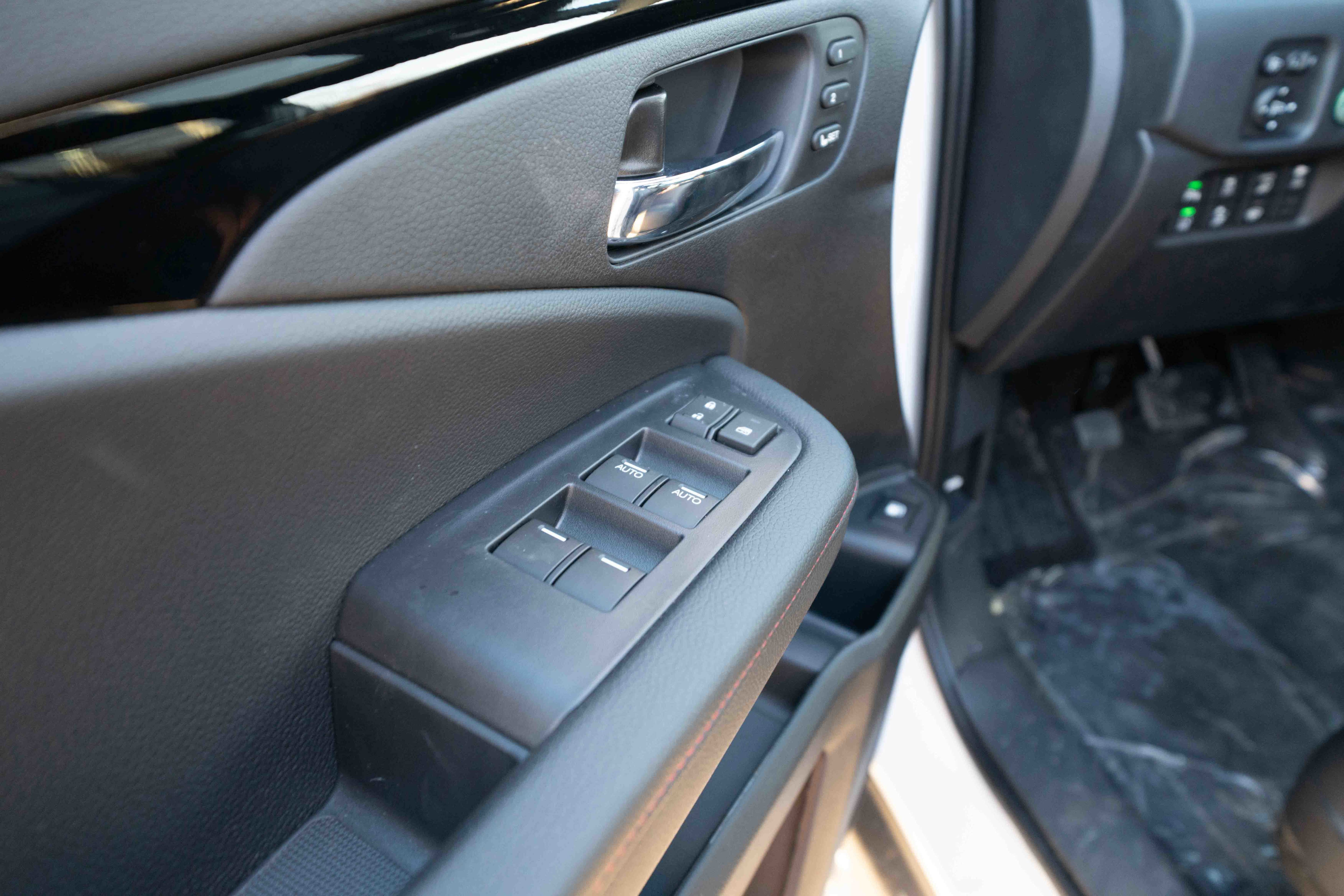 New 2026 Honda Ridgeline Black Edition image 7