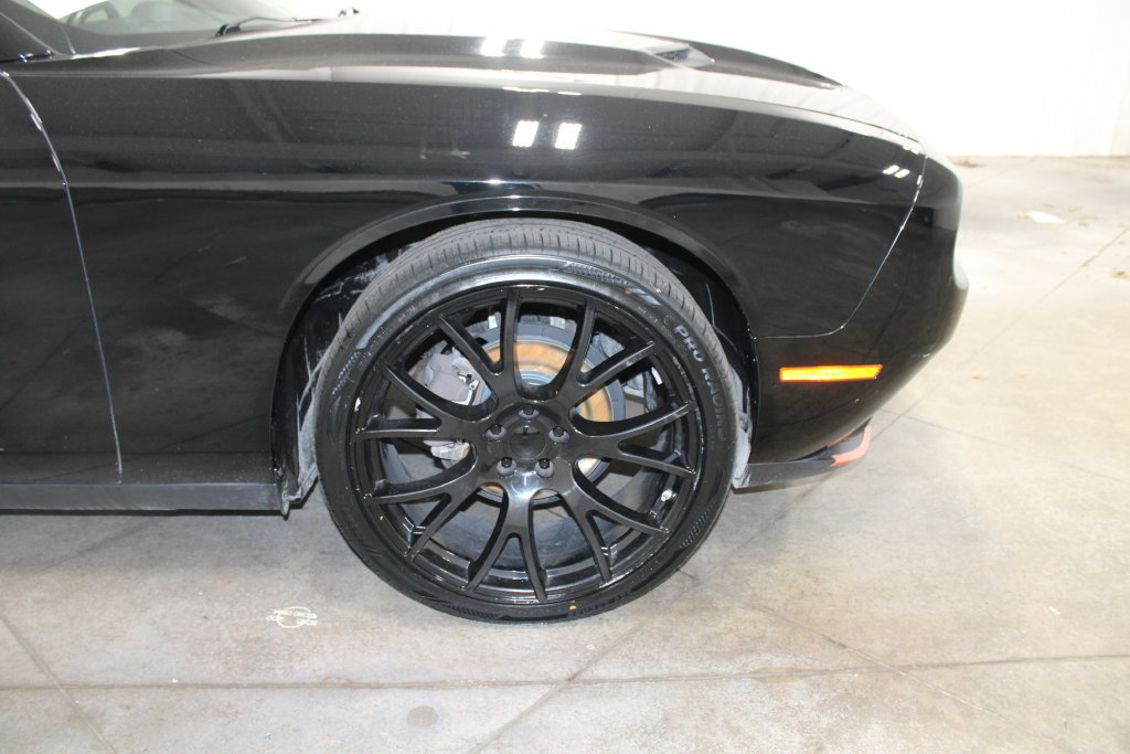 Used 2021 Dodge Challenger SXT RWD image 18