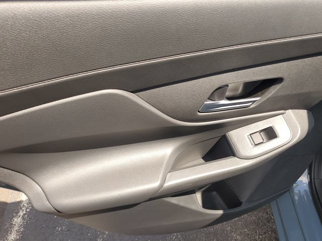 New 2027 Nissan Sentra SV w/ SV Convenience Package FWD image 18