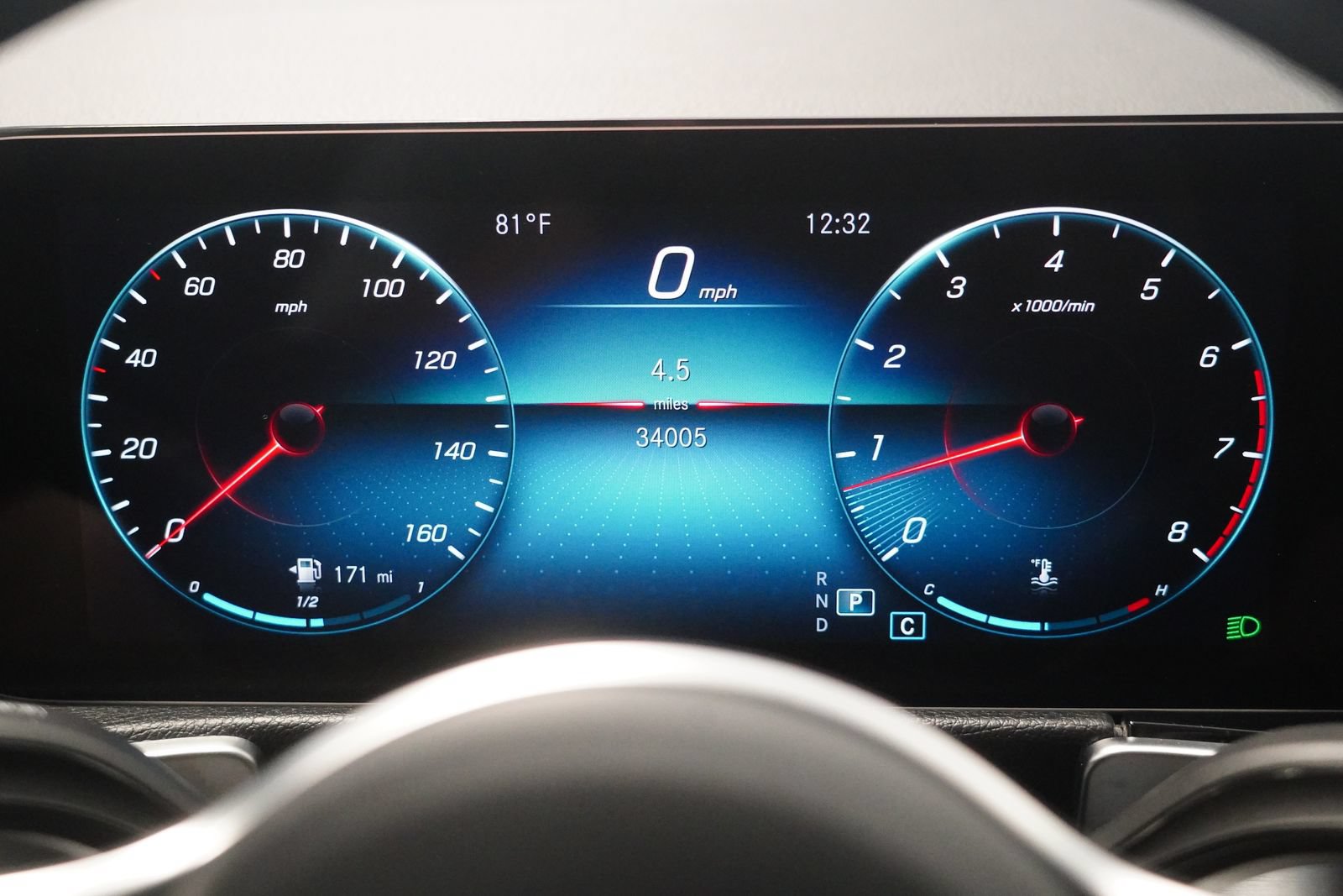 Used 2022 Mercedes-Benz GLB 250 4MATIC image 18